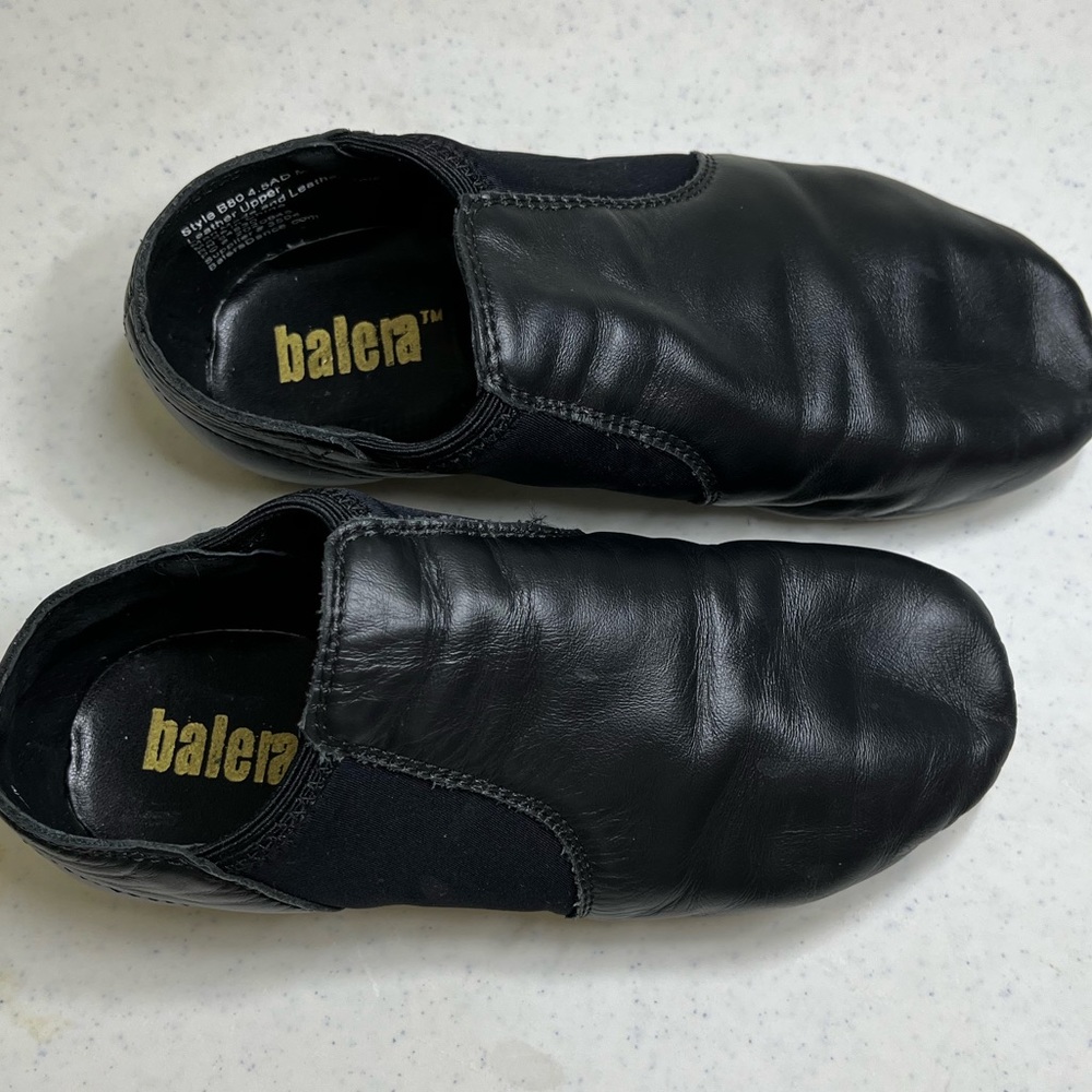 BELERA dance/jazz shoes in black kids size 4.5 medium